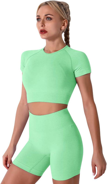 Elevate Your Workout with the Women’s Seamless Yoga Set - Stylish 2-Piece High-Waist Outfit in Light Blue