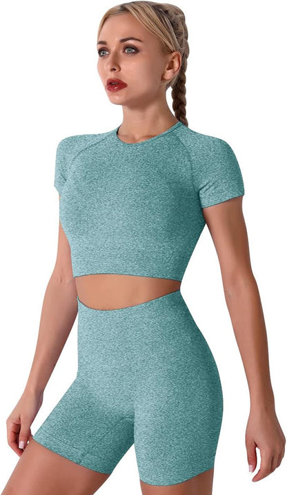 Elevate Your Workout with the Women’s Seamless Yoga Set - Stylish 2-Piece High-Waist Outfit in Light Blue